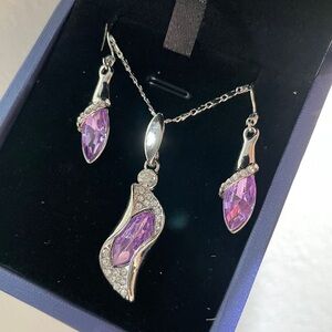 Crystal necklace and earring set